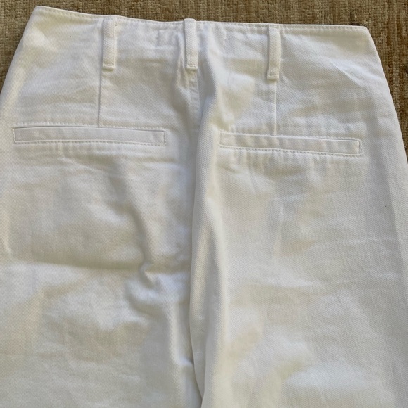 Zara Wide legged, White Jeans, Size 4, mid rise, button closure, front pockets - Picture 10 of 12